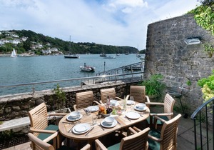 1 Bight Boatyard - Four Bedroom House, Sleeps 8