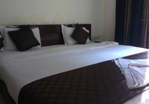 1 BR Apartment in Kalyani Nagar, Pune, by GuestHouser (9F74)