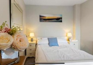 1 Dolphin Court, Brixham