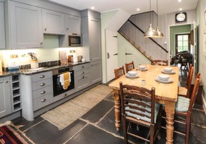 1 Field Foot Cottage