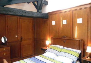 1 of 3 Gites set in 2 lovely acres-Pool-Games field -Wifi-lots to see/do nearby