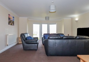 1 SPINNAKERS, family friendly, character holiday cottage in Newquay
