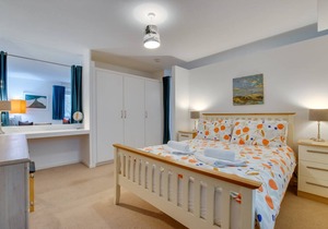 1 St Nicholas Court