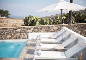 1-Suite Deluxe - White Orchid Luxury Suites
