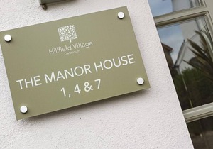 1 THE MANOR HOUSE, HILLFIELD VILLAGE, family friendly in Dartmouth