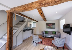 1 Weaver's Cottage - tranquil haven in rural Kent