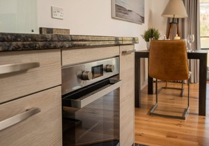 10 Loch View with loch views