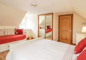 10 Monarch Country Apartments, NEWTONMORE