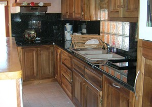 10-person gîte in an excellent location ("3 Vallées" ski area and Vanoise National Park)