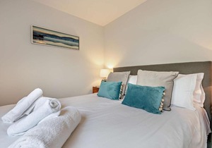 10 Putsborough - Luxury Apartment at Byron Woolacombe, only 4 minute walk to Woolacombe Beach!