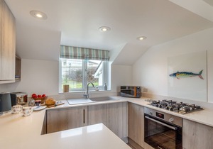 10 The Watermark - Two Bedroom House, Sleeps 4