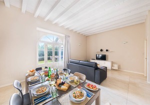 100 m² Apartment ∙ 3 bedrooms ∙ 8 guests
