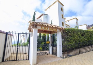 100 m² Apartment ∙ 3 bedrooms ∙ 6 guests