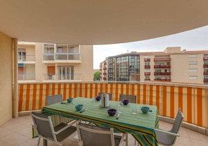 100 m² Apartment ∙ 2 bedrooms ∙ 6 guests