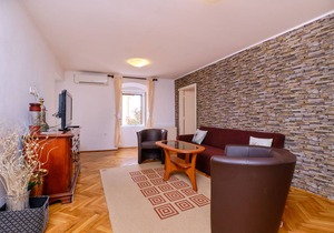 100 m² Apartment ∙ 3 bedrooms ∙ 6 guests