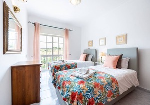 100 m² Apartment ∙ 2 bedrooms ∙ 5 guests
