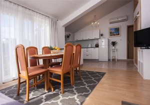 100 m² Apartment ∙ 2 bedrooms ∙ 5 guests