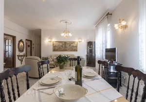 100 m² Apartment ∙ 2 bedrooms ∙ 4 guests