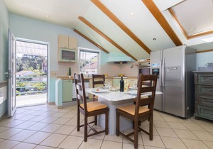 100 m² Apartment ∙ 3 bedrooms ∙ 6 guests