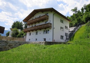100 m² Apartment ∙ 4 bedrooms ∙ 8 guests