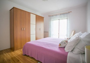 100 m² Apartment ∙ 2 bedrooms ∙ 4 guests