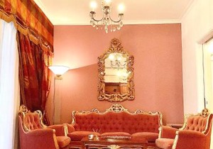 100 m2 Apartment in the center of Athens