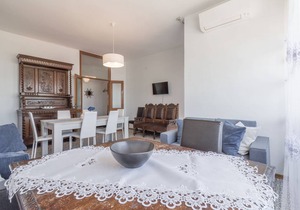 100 m² Apartment ∙ 3 bedrooms ∙ 8 guests
