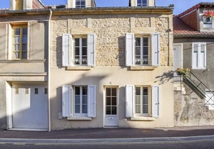100 m² House ∙ 4 bedrooms ∙ 10 guests