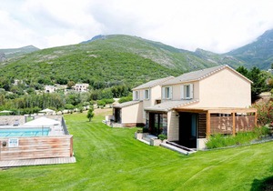100 m² House ∙ 2 bedrooms ∙ 4 guests