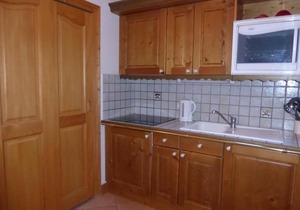 100m from ski slopes, 2nd floor, balcony, tv, ski locker, 35m², Pralognan-la-Vanoise