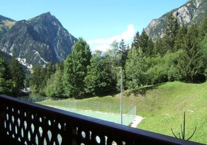 100m from ski slopes, 2nd floor, balcony, tv, ski locker, 35m², Pralognan-la-Vanoise