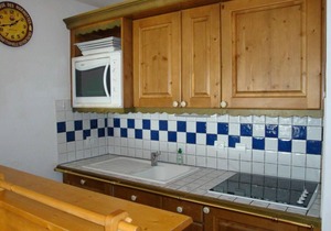 100m from ski slopes, 2nd floor, terrace, parking, tv, ski locker, 44m², Pralognan-la-Vanoise