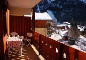 100m from ski slopes, 2nd floor, balcony, tv, ski locker, 38m², Pralognan-la-Vanoise