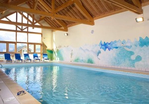 100m from resort center, fitness, swimming pool, terrace, balcony, parking, tv, ski locker, 26-28m²