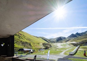 100m from ski slopes, 1st floor, view valley, parking, tv, ski locker, 37m², Peyragudes