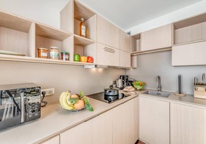 100m from ski slopes, 5th floor, view lake/mountain, tv, ski locker, 35m², Tignes