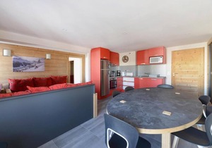 100m from ski slopes, 3rd floor, balcony, tv, ski locker, 72m², Montchavin La Plagne