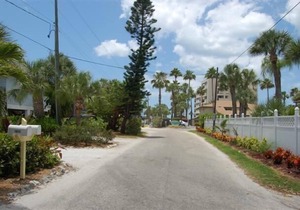 1010 Point of Rocks Road- Updated! pet friendly by the beach!