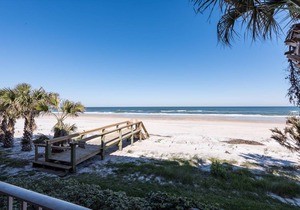 102 m² Condo ∙ 2 bedrooms ∙ 4 guests