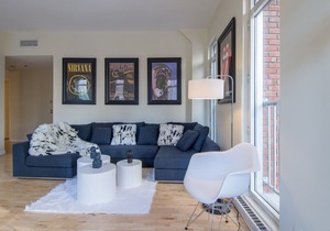 #103-2015 · Spacious Downtown Apartment 100 Walk Score in Montreal