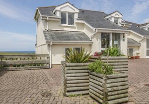 105 m² Cottage ∙ 2 bedrooms ∙ 5 guests