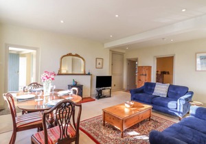 105 m² Cottage ∙ 2 bedrooms ∙ 4 guests