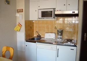 10m from resort center, 3rd floor, balcony, parking, tv, ski locker, 20m², Pralognan-la-Vanoise
