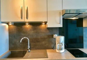 10m from ski slopes, 7th floor, balcony, parking, tv, ski locker, 24m², Villard de Lans