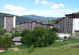 10m from ski slopes, 4th floor, parking, tv, ski locker, 43m², Villard de Lans