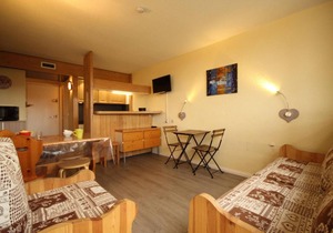 10m from ski slopes, 1st floor, view valley, balcony, tv, 33m², Les Arcs