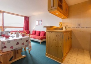 10m from ski slopes, 2nd floor, view valley, balcony, tv, 33m², Les Arcs
