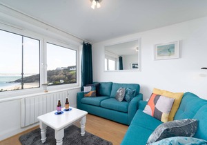11 Carrack Widden – Sleeps Two – Sea Views – Parking