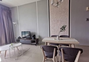11-Modern HOMESTAY PALAZIO lake view Mount Austin Palazio near AEON Themepark Toppen IKEA
