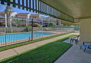 111 - 1 Br Condo